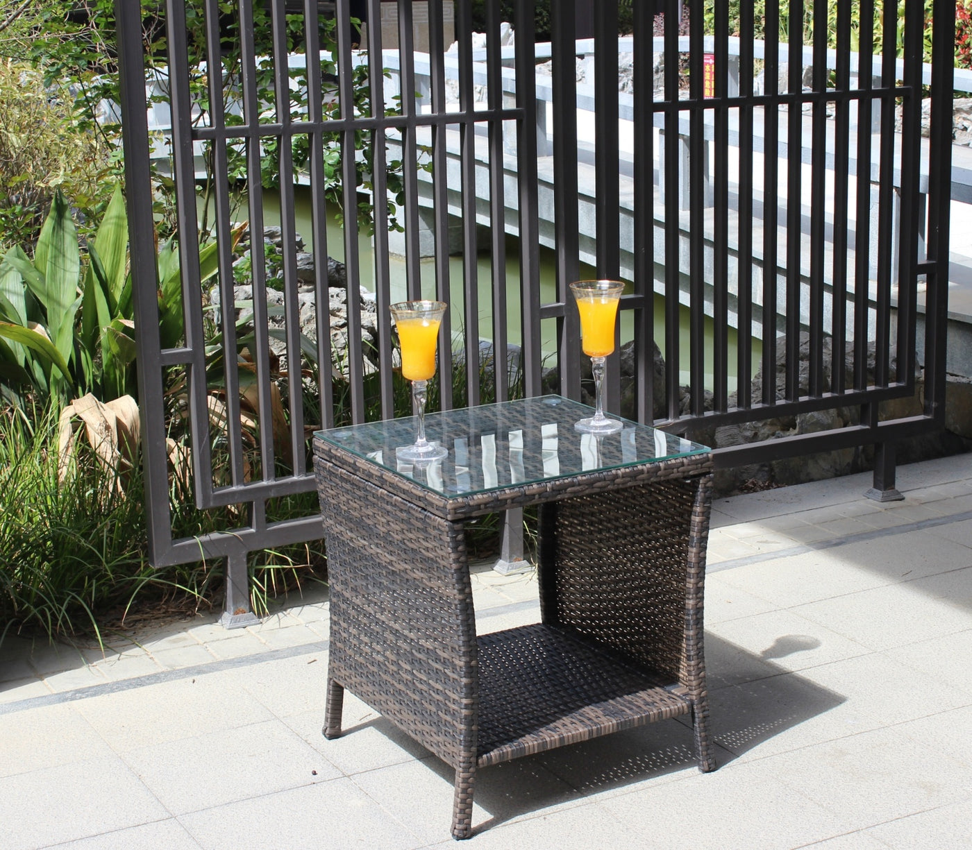 Outdoor Patio Furniture 1 Coffee Table With Clear Tempered Glass